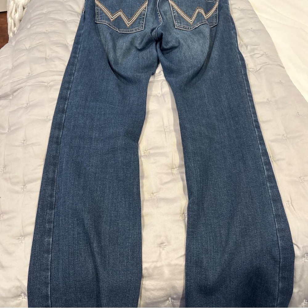 Wrangler Shilo Ultimate Riding Jean - Picture 2 of 2